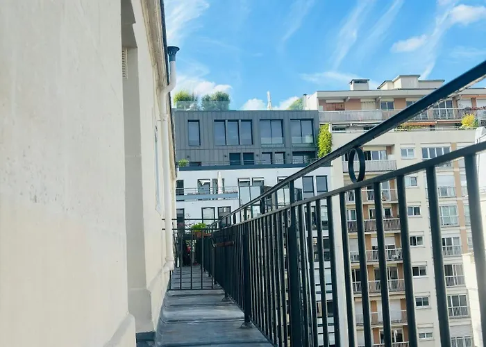 La Maison Du Bonheur à Charonne Appartement *