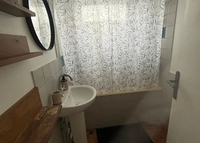 La Maison Du Bonheur à Charonne Appartement *
